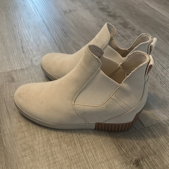 Sorel Out and About Slipon Wedge - Picture 3 of 5